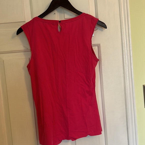 Tank - Picture 4 of 4